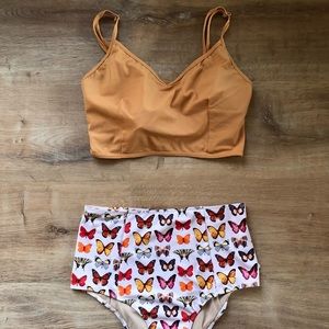 Kortni Jeane Golden V’d Crop Top